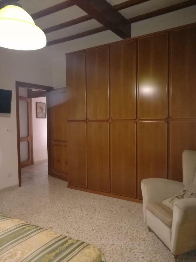 La Terrazza Apartment Chiusi Exterior photo